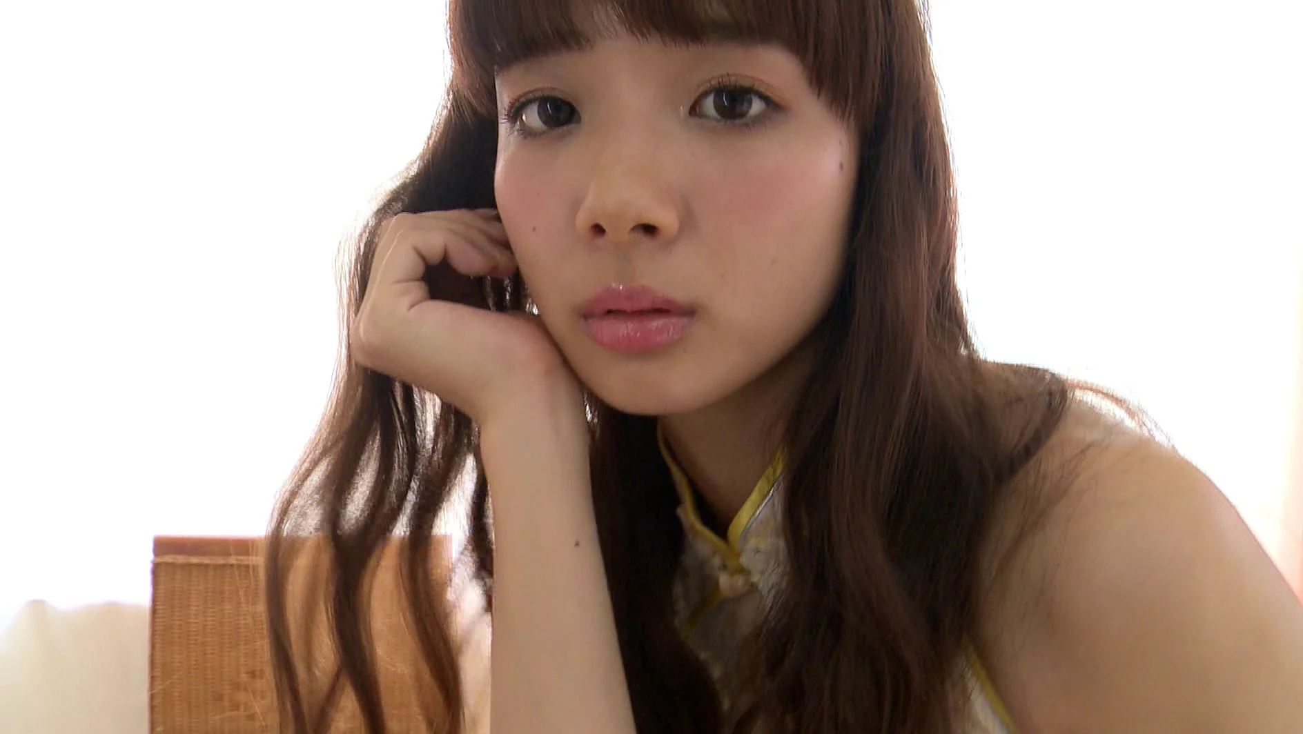 今日、モデル休みます 岡田紗佳 サンプル画像