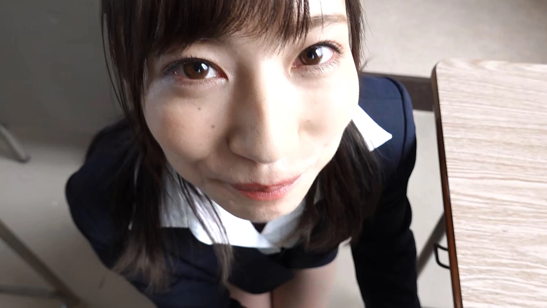 本当に教諭だった彼女がグラビアデビュー ぱつこ サンプル画像