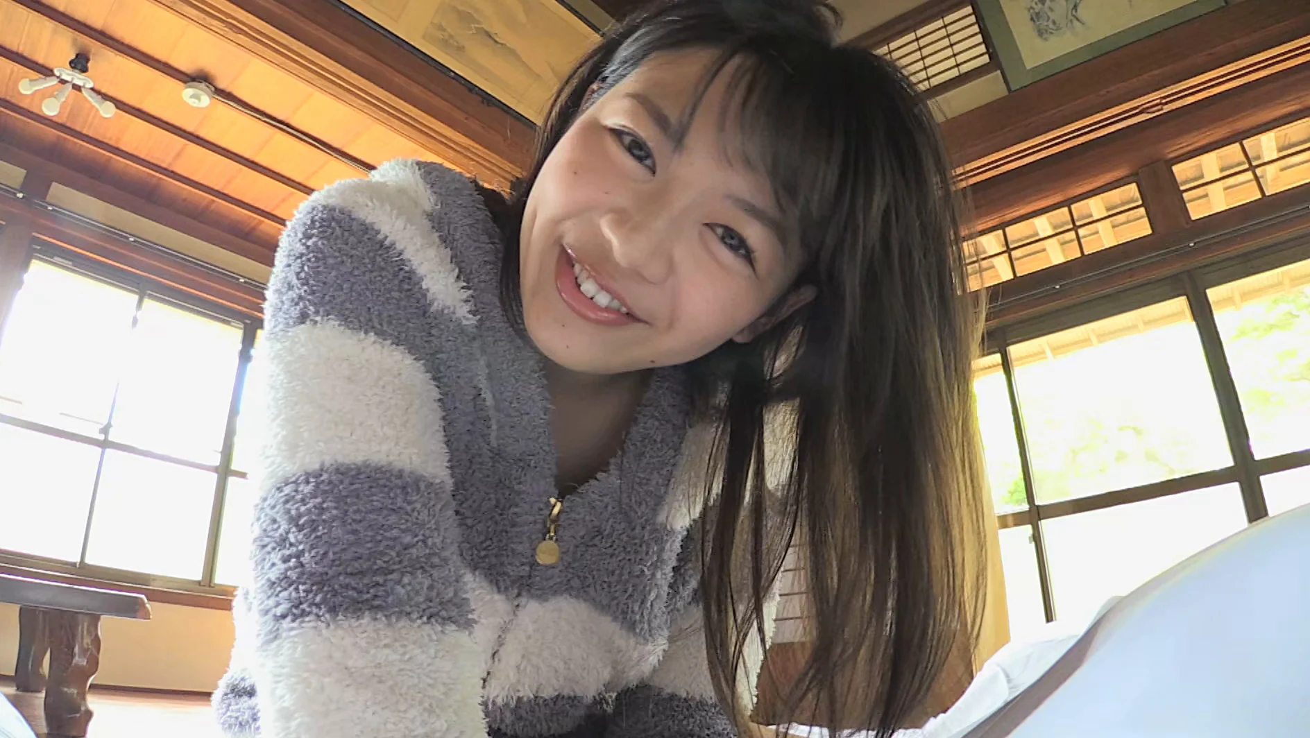 笑顔が可愛いお姉さんの誘惑天国 織田唯愛 サンプル画像