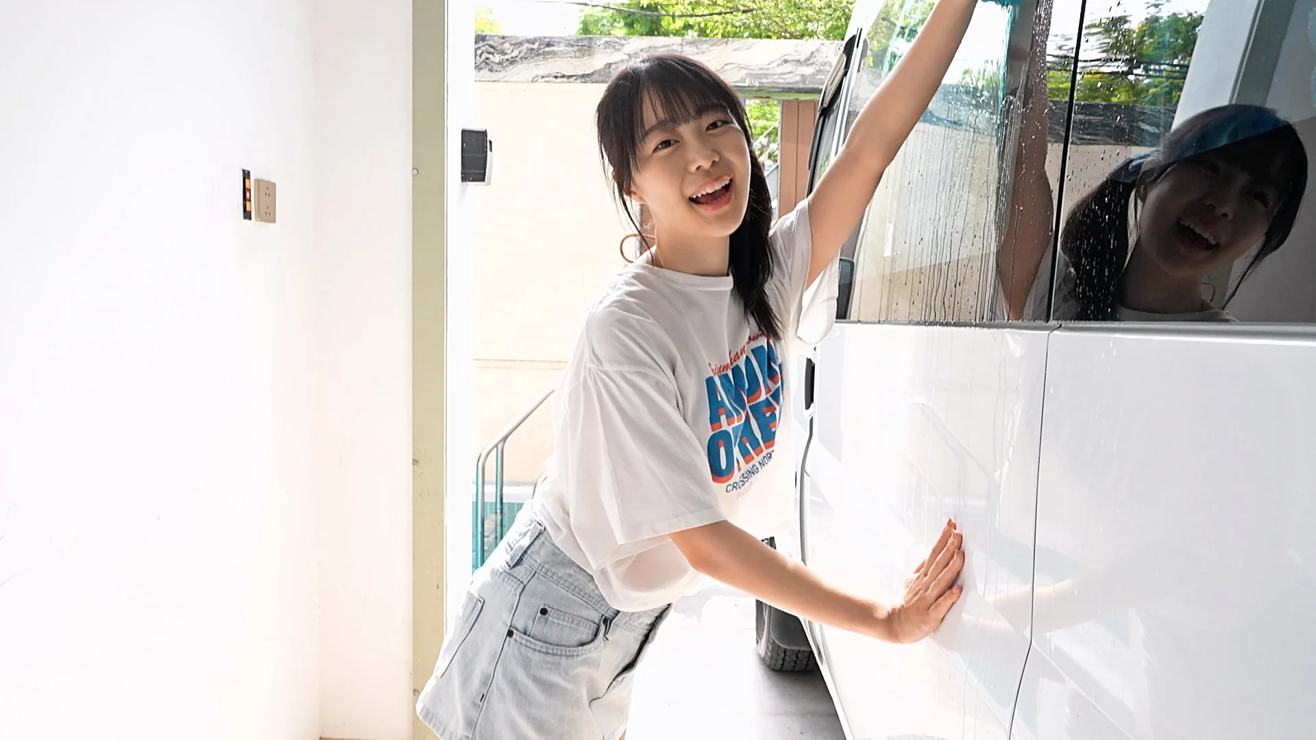 見つめあい 一宮あい サンプル画像